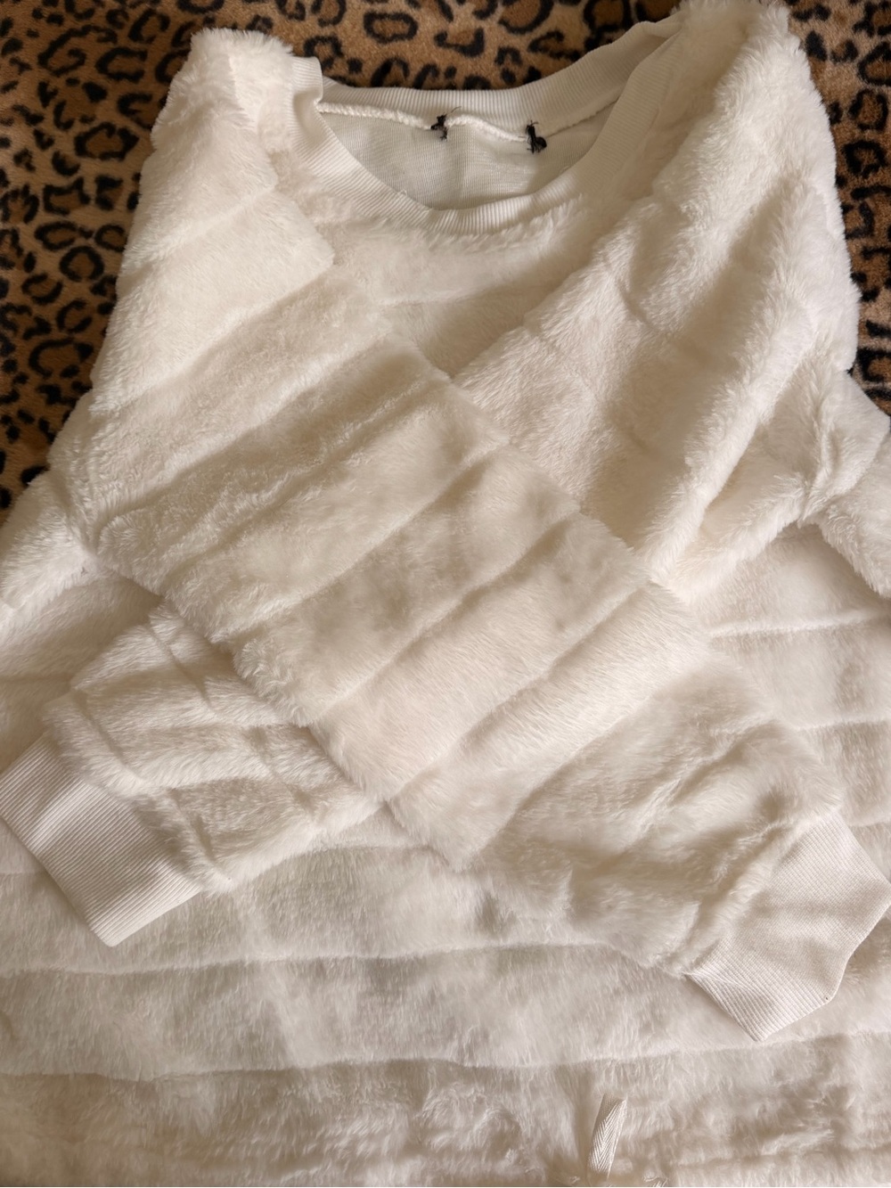 Woman’s Plush Crewneck Top - White
